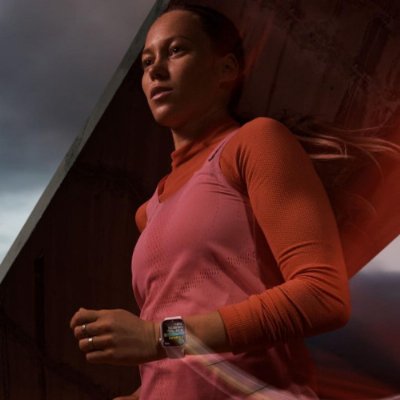 Apple Watch Series 9 GPS 45mm Gece Yarısı Alüminyum Kasa ve Gece Yarısı Spor Kordon Akıllı Saat Teşhir