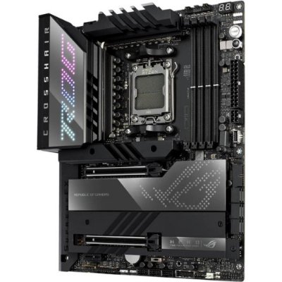 Asus Rog Crosshair X670E Hero AMD AM5 DDR5 ATX Anakart - Outlet