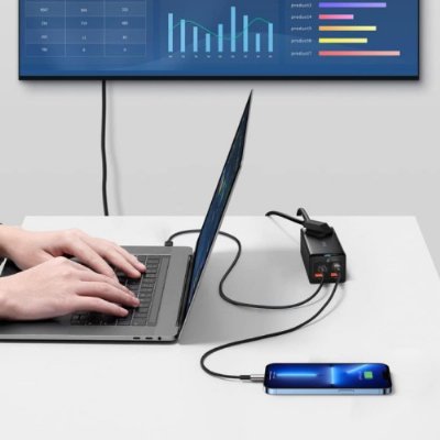 Baseus Gan3 30 W Type-C Siyah Hızlı Şarj Adaptörü Teşhir