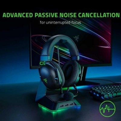 Razer BlackShark V2 USB 7.1 Kulaküstü Oyuncu Kulaklığı Teşhir