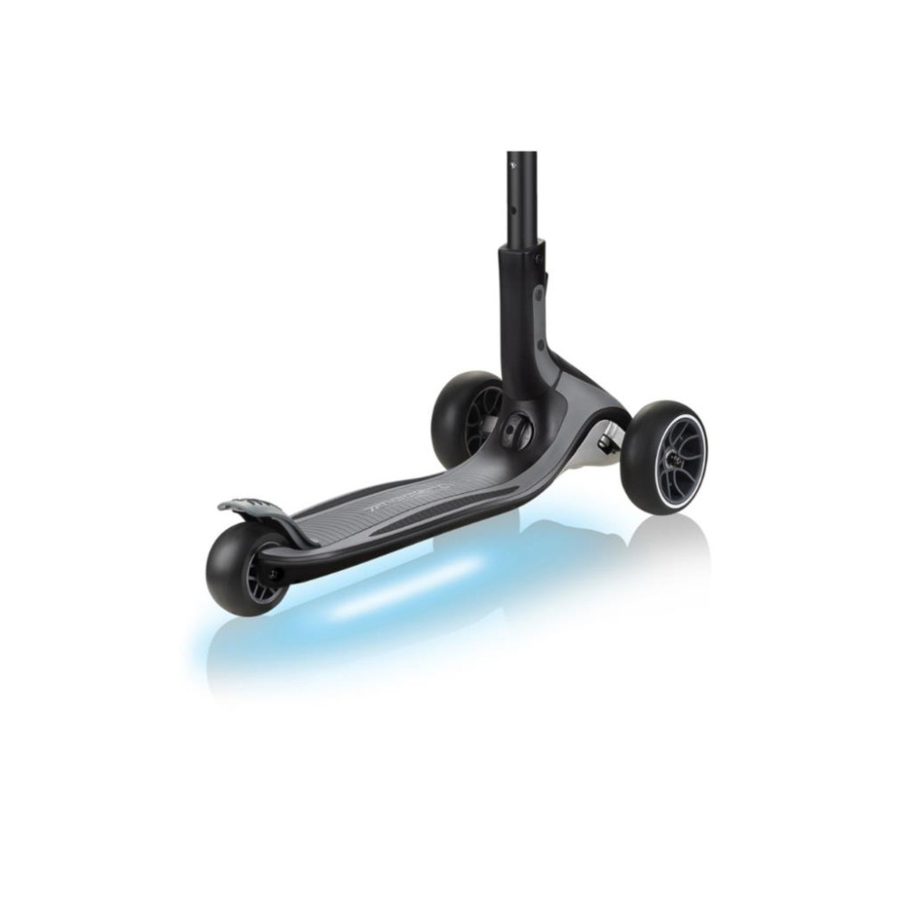 Globber Ultimum Siyah 3 Tekerlekli Scooter Outlet