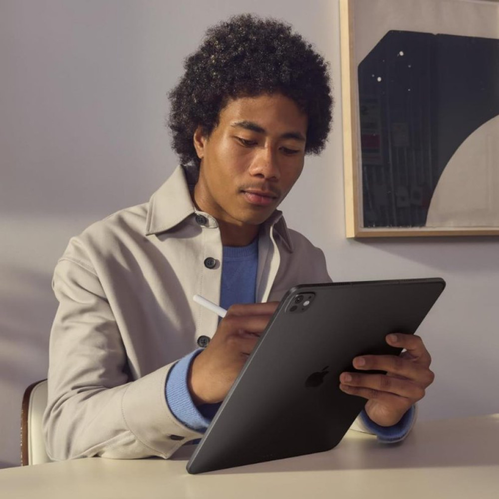 iPad Pro 7. Nesil Wi-Fi + Cellular Nano Texture Cam 1 TB 11" MWRP3TU/A Uzay Siyahı Tablet Outlet (Açıklamayı Okuyunuz)