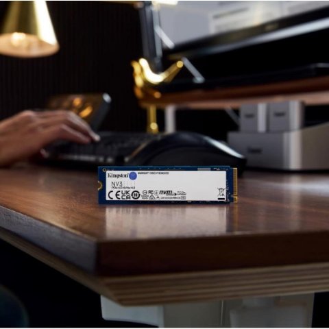 Kingston NV3 SNV3S/2000G PCI-Express 4.0 2 TB M.2 SSD Teşhir