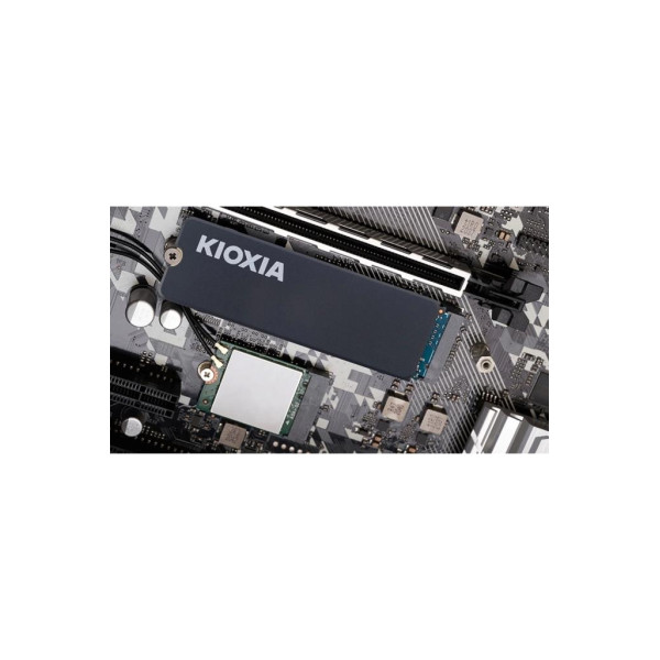 Kioxia Exceria LSC11K2T04G8 PCI-Express 4.0 2 TB M.2 SSD Teşhir