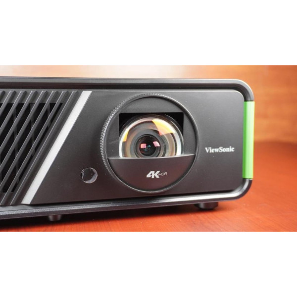 ViewSonic X2-4K Pro 3300 Lümen Kısa Mesafe Wi-Fi LED 4K Projeksiyon Cihazı - Outlet