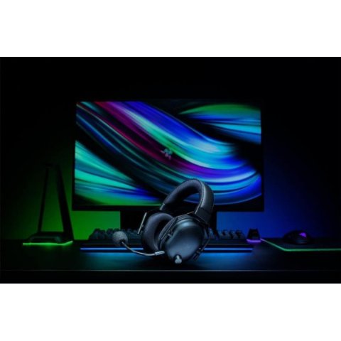 Razer BlackShark V2 Pro 2023 Siyah Kablosuz Mikrofonlu Kulak Üstü Oyuncu Kulaklığı Teşhir