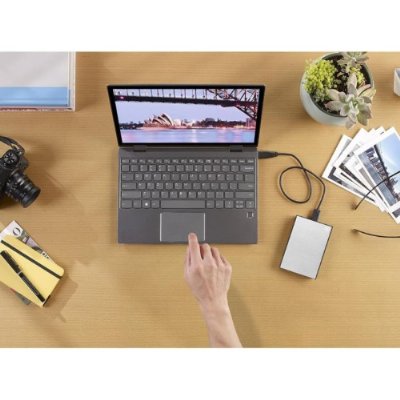 Seagate One Touch STKC5000401 Gümüş USB 3.0 2.5" 5 TB Harici Harddisk Teşhir