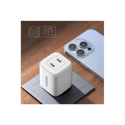 Ugreen Nexode 45 W Beyaz Hızlı Şarj Adaptörü 